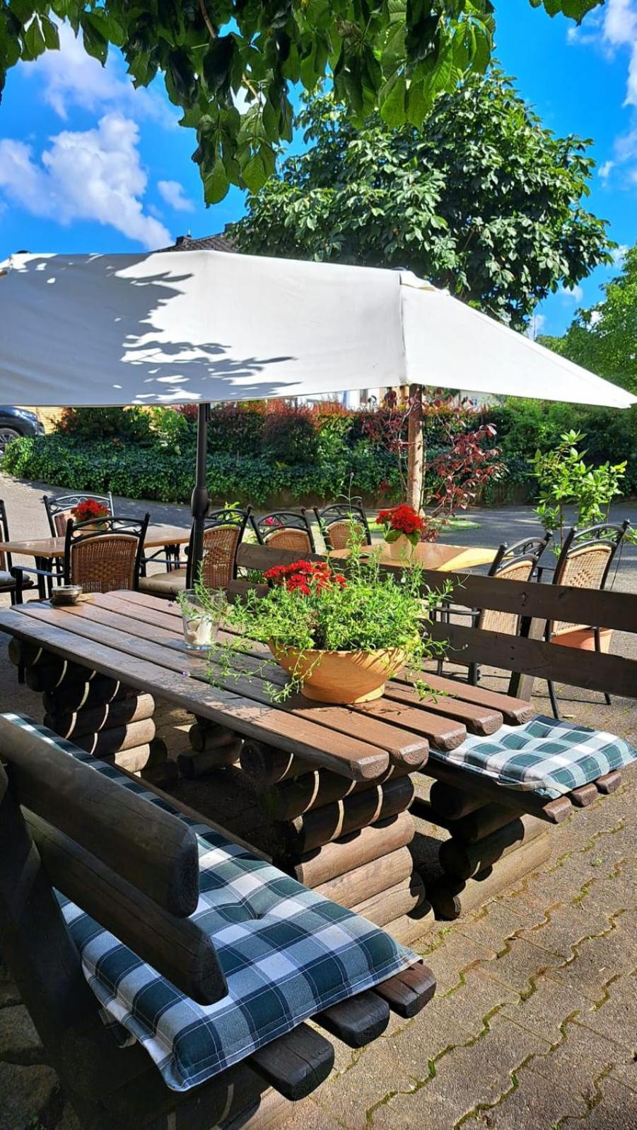 Hotel Landgasthof Simon Waldrach Exterior foto
